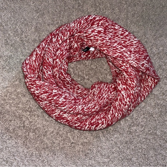J.Crew Infinity Scarf - Picture 2 of 4